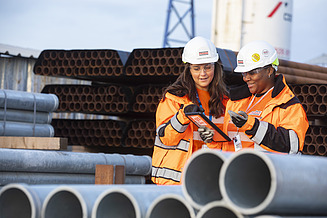 Photo trainee on construction machine